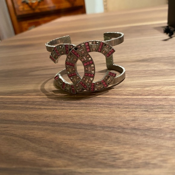 Chanel Bracelet - Picture 5 of 9